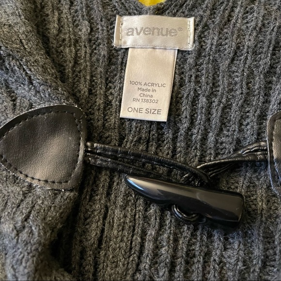 Gray Open Front Poncho Sweater - Picture 3 of 3